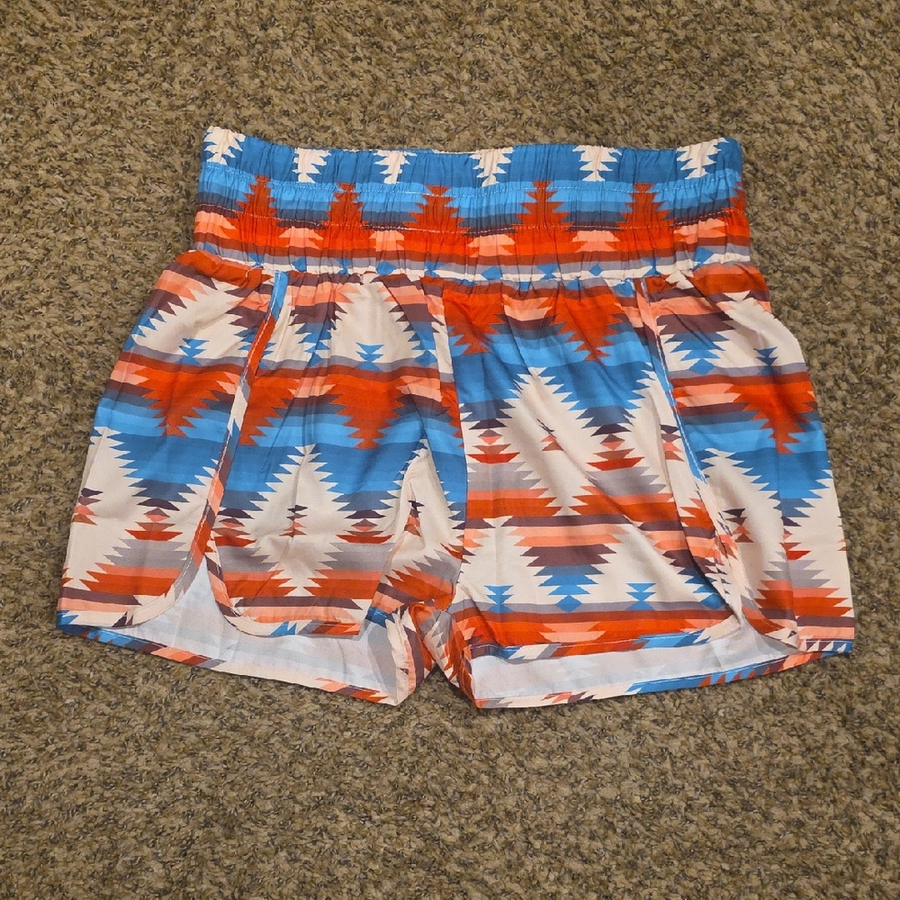 Aztec Patterned Women's Shorts